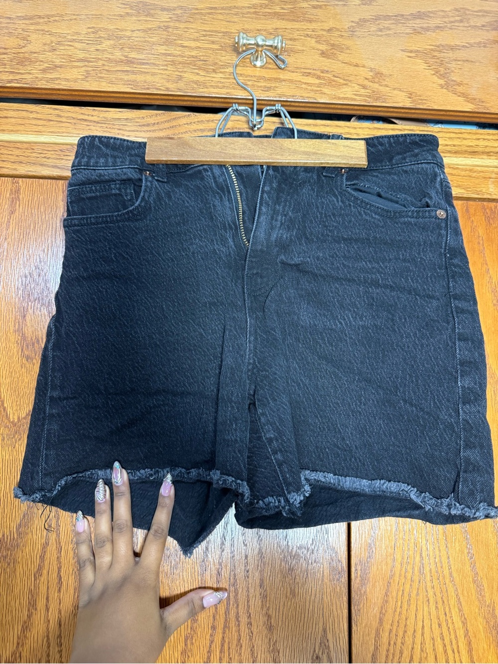 H&M Black Frayed-Hem Denim Shorts